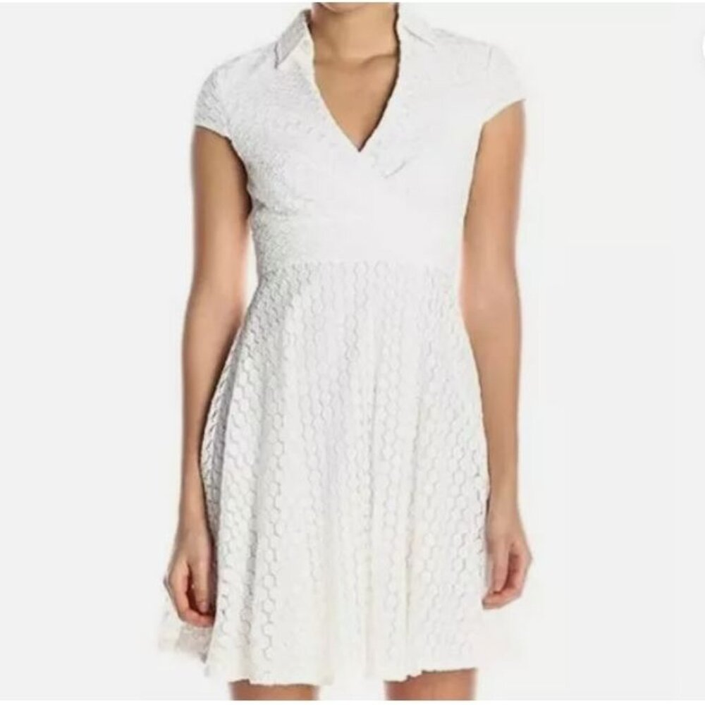 Betsey Johnson White Embroidered Collared Fun Flirty Lace Short Dress Sz 2